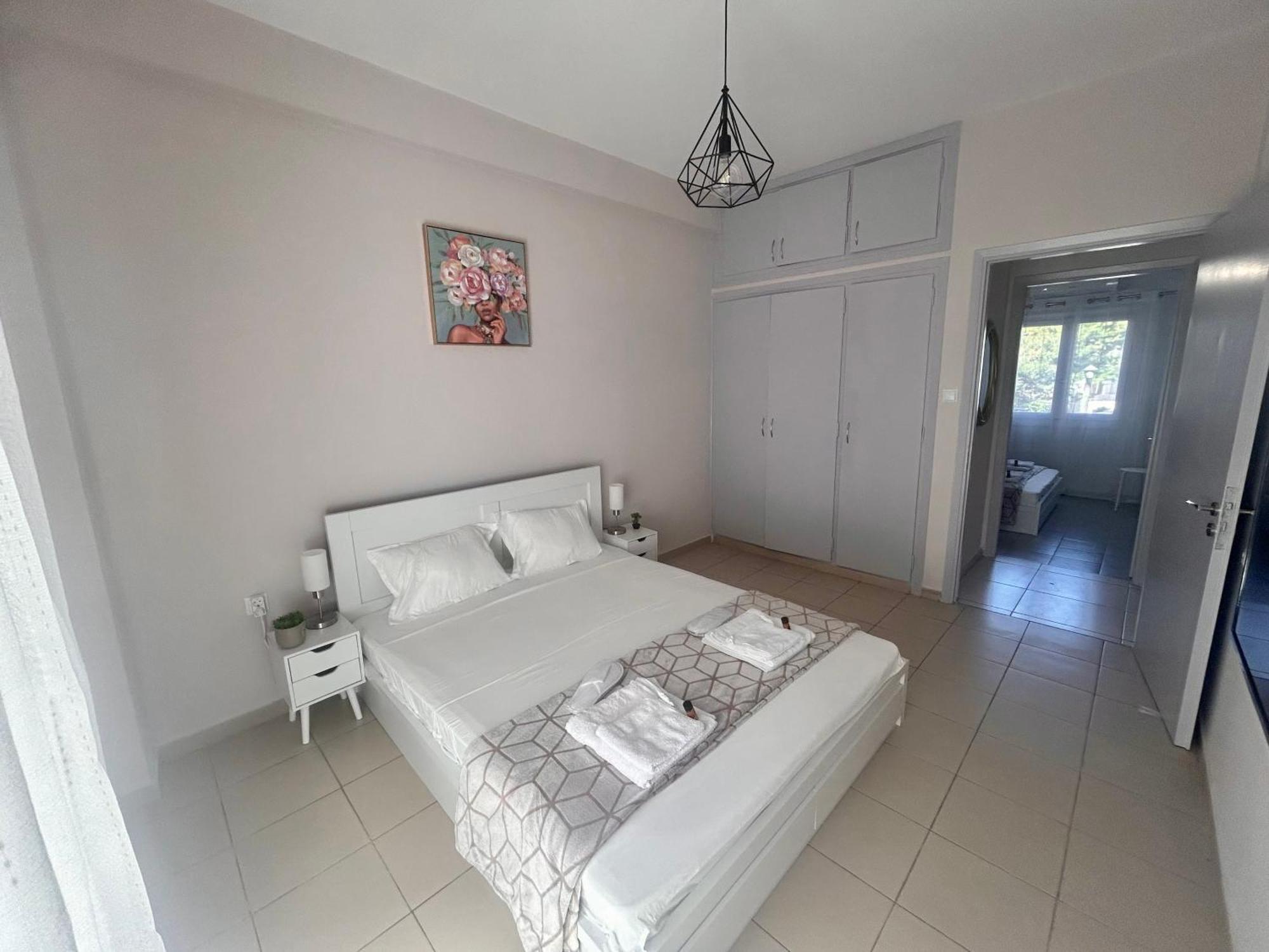 Aktis Apartment 3 Near Airport 아르테미다 외부 사진